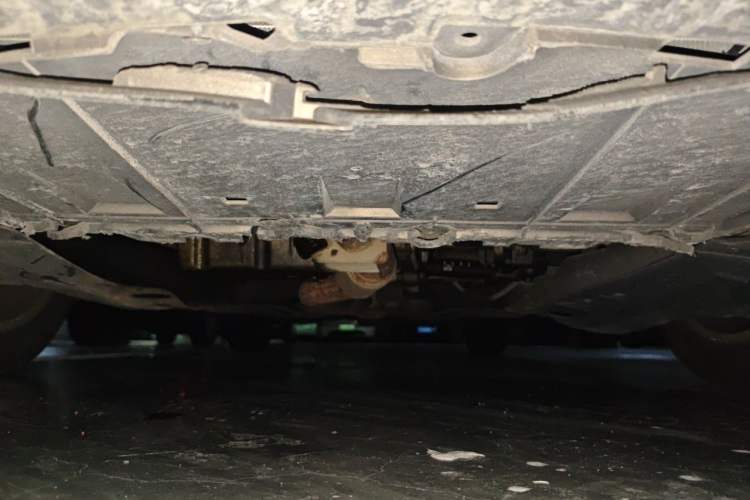 Used Buick Regal 2015 1.6T Elite Tech Model Chassis Front