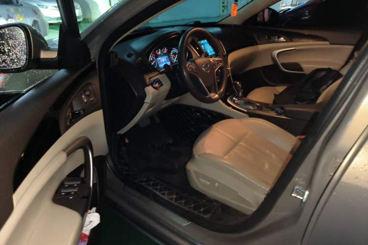 Used Buick Regal 2015 2.0L Elite Fashion Edition Driver Seat
