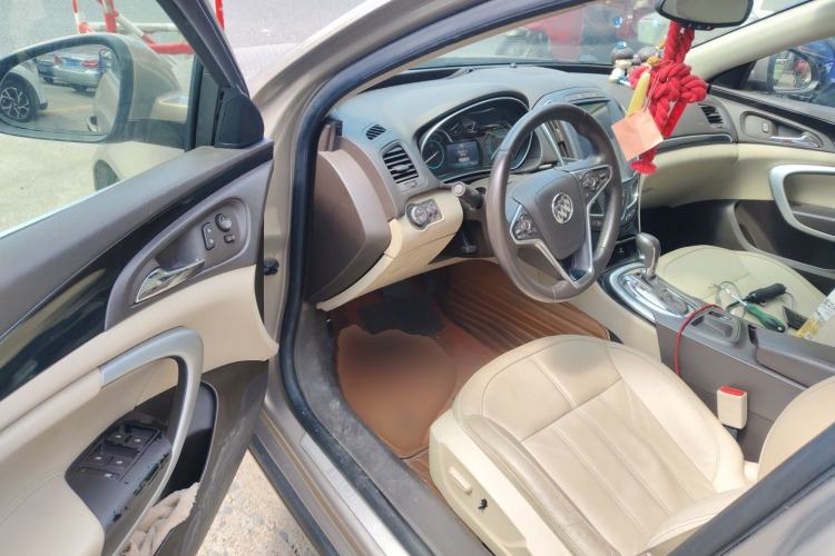 Used Buick Regal 2015 2.0L Elite Fashion Edition Driver Seat