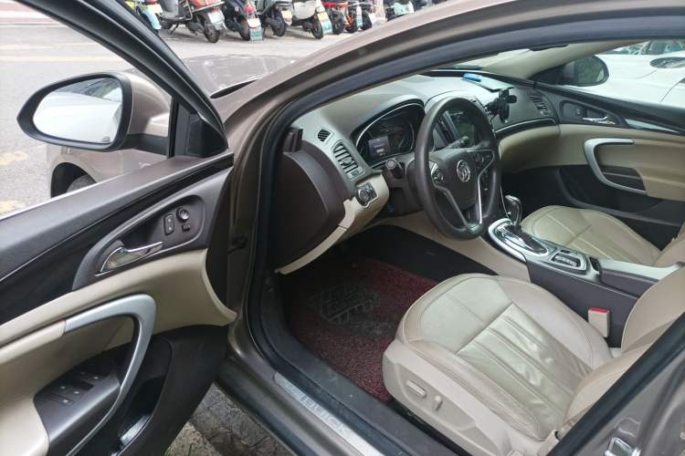 Used Buick Regal 2015 2.0L Elite Fashion Edition Driver Seat