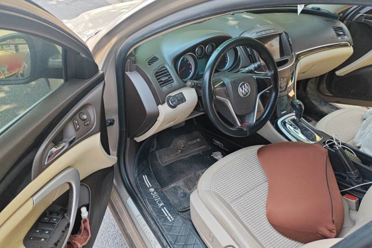 Used Buick Regal 2015 2.0L Leading Fashion Edition Driver Seat