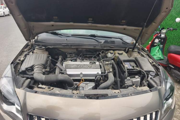 Used Buick Regal 2015 1.6T Leading Technology Model Engine Bay