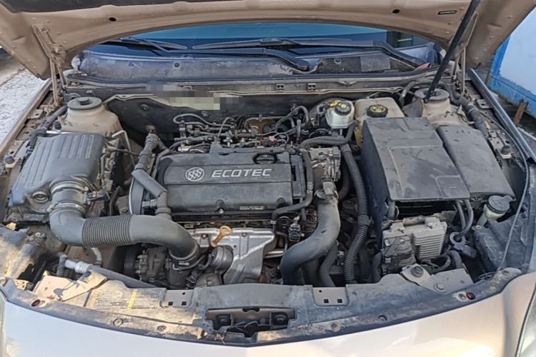 Used Buick Regal 2015 1.6T Leading Technology Model Engine Bay