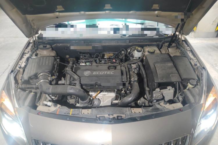 Used Buick Regal 2015 1.6T Elite Tech Model Engine Bay