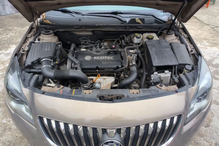 Used Buick Regal 2015 1.6T Elite Tech Model Engine Bay