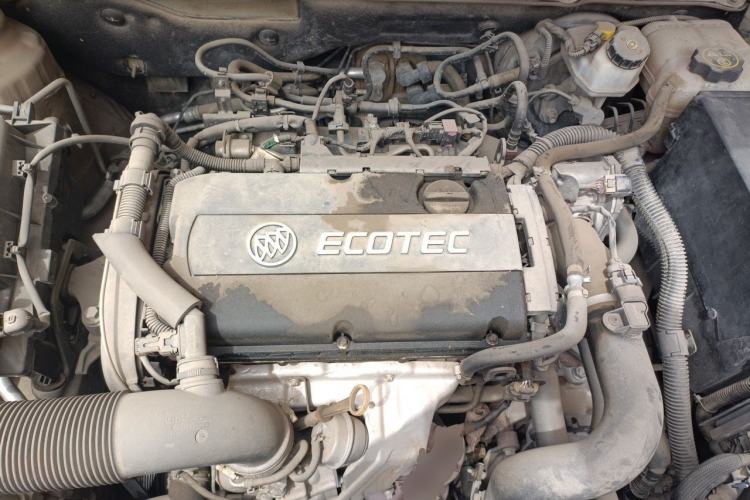 Used Buick Regal 2015 1.6T Leading Technology Model Engine Bay