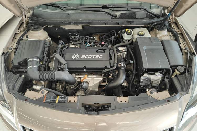 Used Buick Regal 2015 1.6T Fashion Tech Model Engine Bay