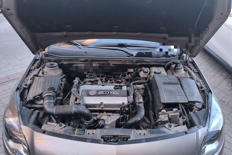 Used Buick Regal 2015 1.6T Elite Tech Model Engine Bay