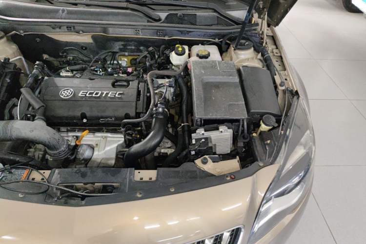 Used Buick Regal 2015 1.6T Leading Technology Model Engine Bay Left