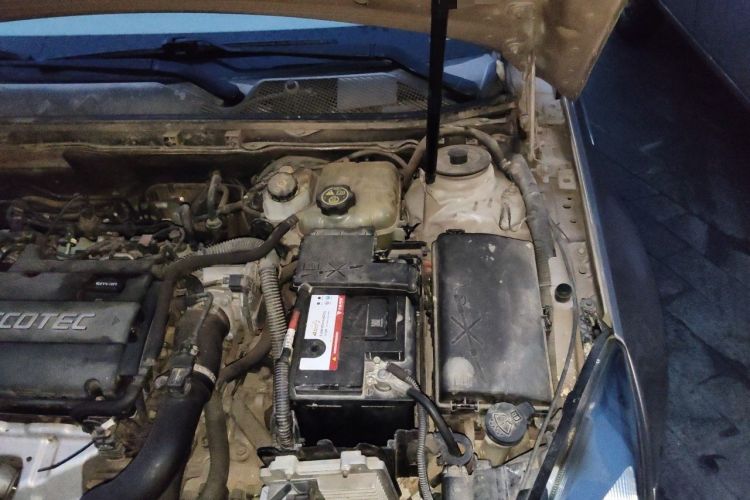 Used Buick Regal 2015 1.6T Elite Tech Model Engine Bay Left