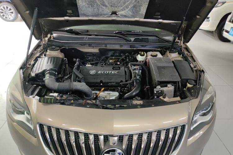 Used Buick Regal 2015 1.6T Leading Technology Model Engine Bay
