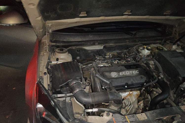 Used Buick Regal 2015 1.6T Elite Tech Model Engine Bay Right
