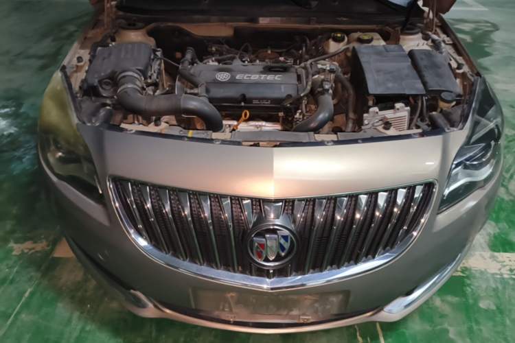 Used Buick Regal 2015 1.6T Elite Tech Model Engine Bay