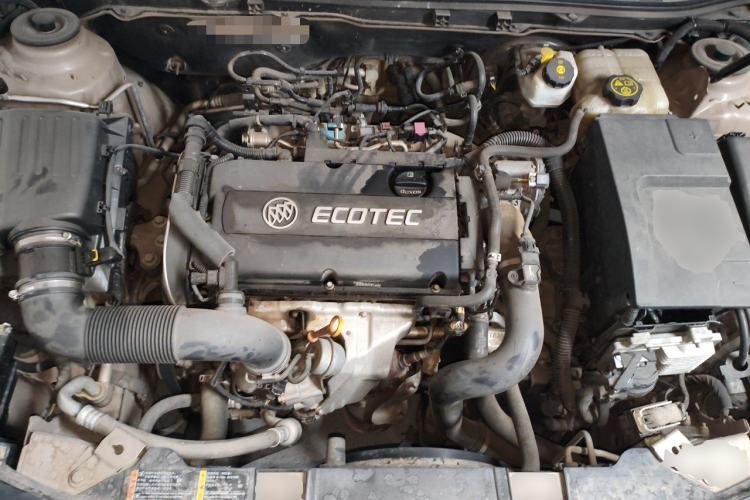 Used Buick Regal 2015 1.6T Elite Tech Model Engine Bay