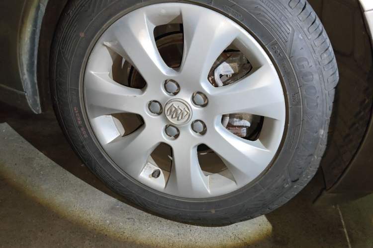 Used Buick Regal 2015 2.0L Leading Fashion Edition Exterior 1