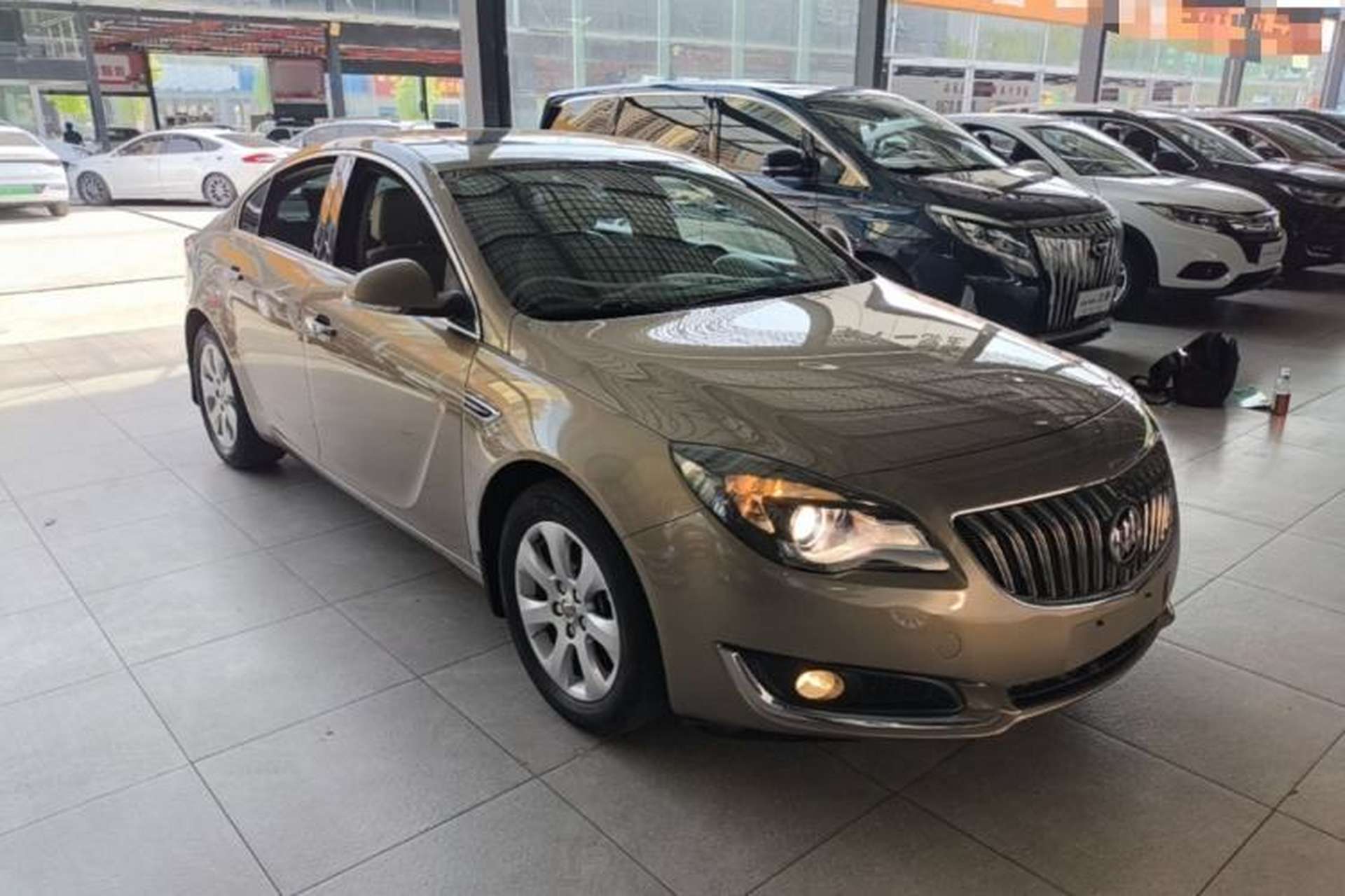 Used Buick Regal 2015 2.0L Elite Fashion Edition Exterior 1