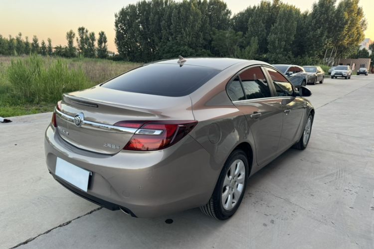 Used Buick Regal 2015 1.6T Fashion Tech Model Exterior 3