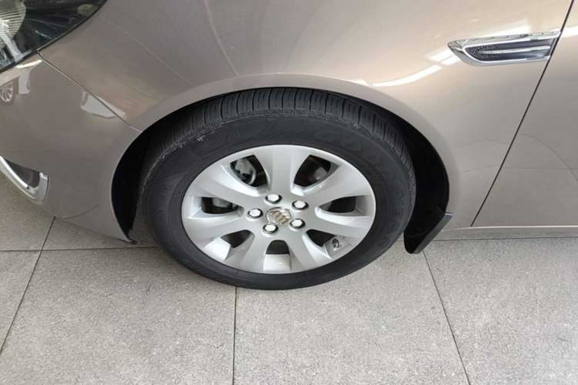 Used Buick Regal 2015 2.0L Elite Fashion Edition Exterior 4
