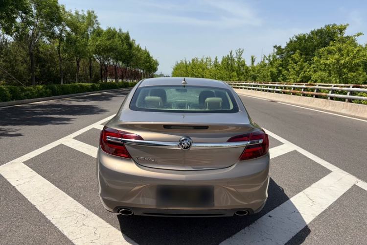 Used Buick Regal 2015 2.0L Leading Fashion Edition Exterior 5