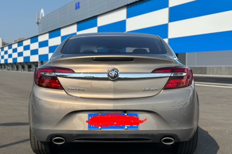 Used Buick Regal 2015 2.0L Leading Fashion Edition Exterior 6