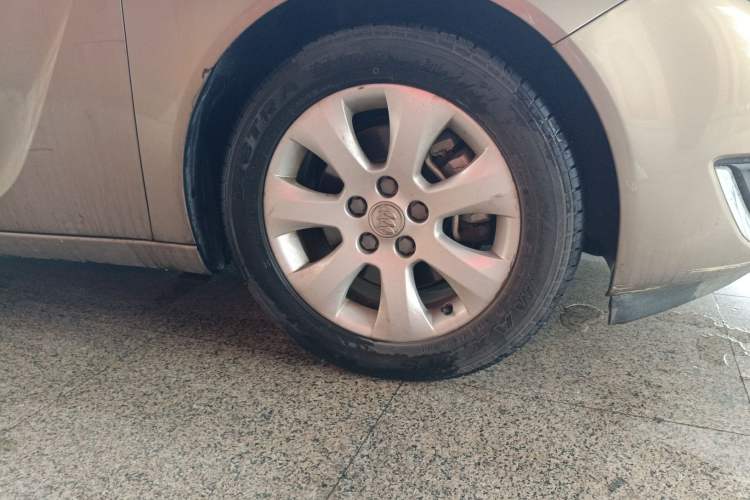 Used Buick Regal 2015 1.6T Fashion Tech Model Exterior 7