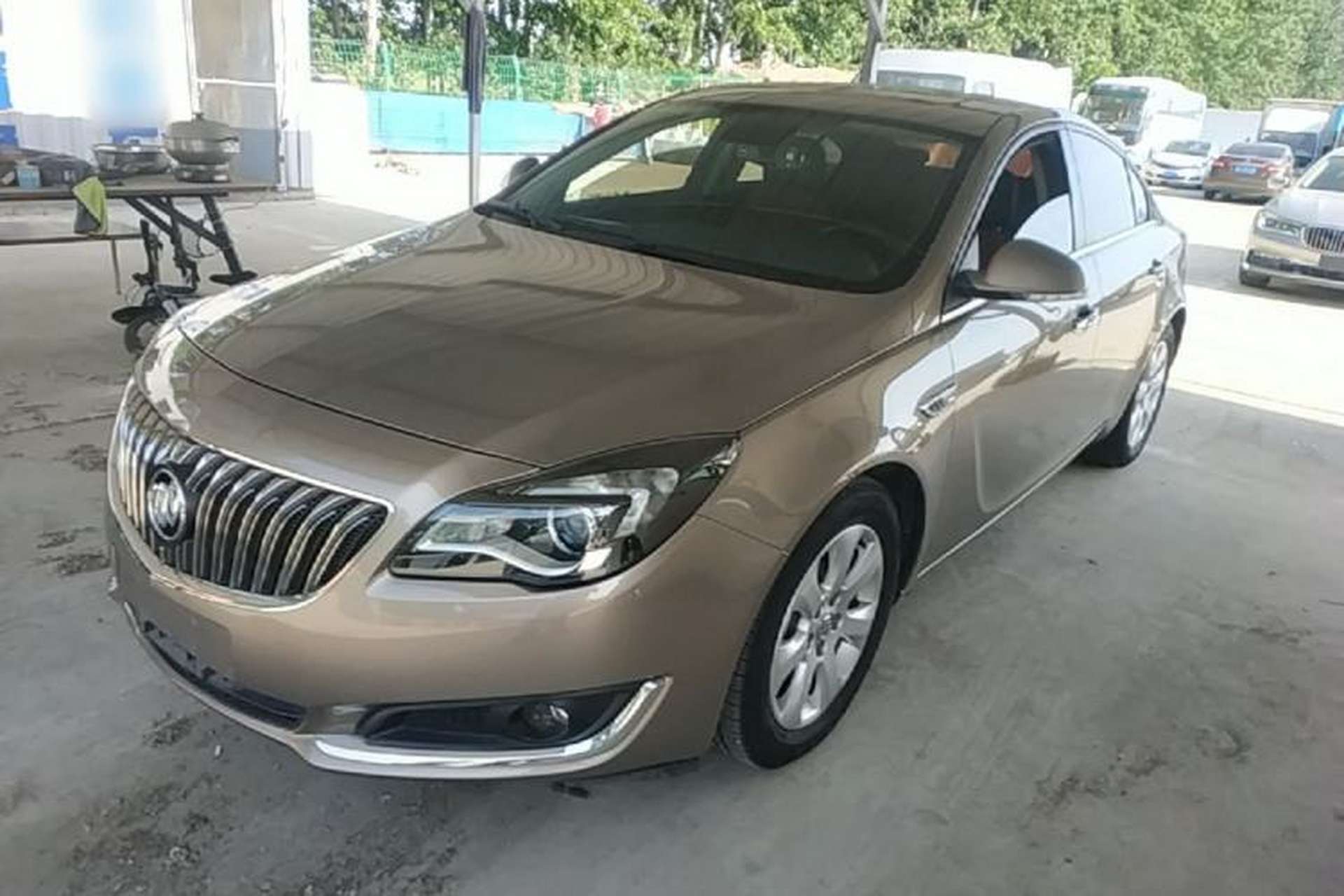 Used Buick Regal 2015 1.6T Elite Tech Model Front Left 45 Deg