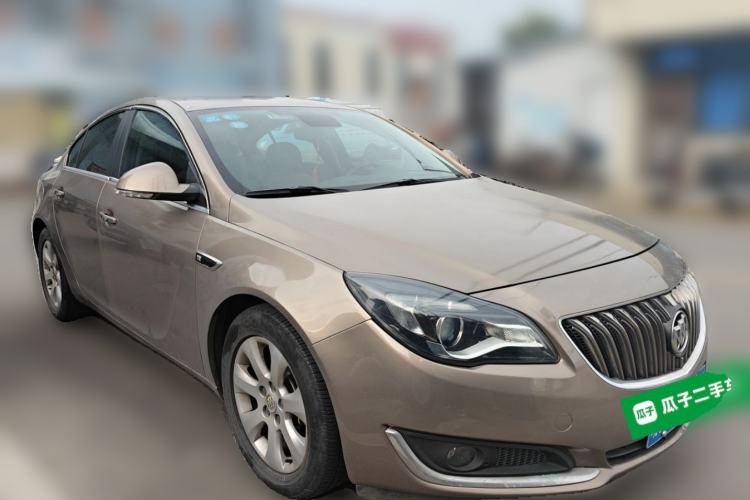 Used Buick Regal 2015 1.6T Elite Tech Model Front Right 45 Deg
