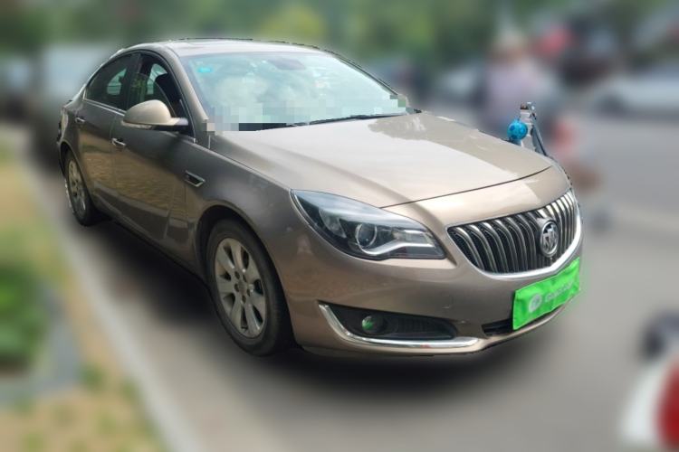 Used Buick Regal 2015 1.6T Elite Tech Model Front Right 45 Deg