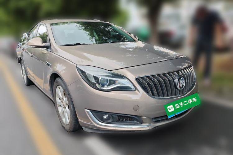 Used Buick Regal 2015 1.6T Elite Tech Model Front Right 45 Deg
