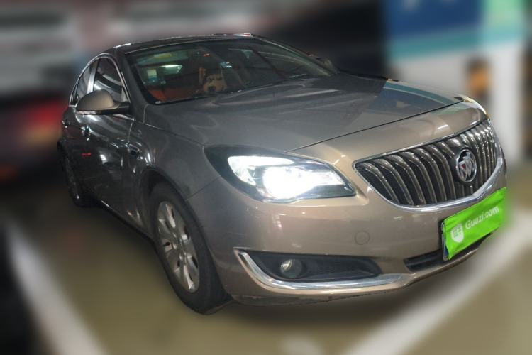 Used Buick Regal 2015 1.6T Elite Tech Model Front Right 45 Deg