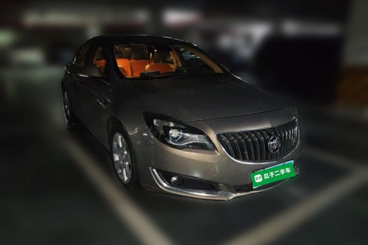 Used Buick Regal 2015 1.6T Elite Tech Model Front Right 45 Deg