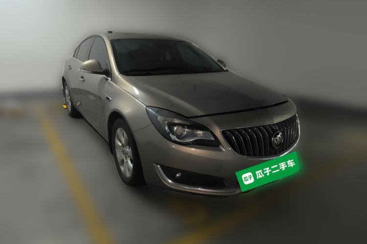 Used Buick Regal 2015 1.6T Elite Tech Model Front Right 45 Deg