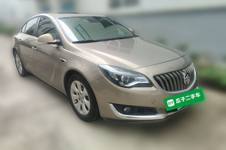 Used Buick Regal 2015 1.6T Elite Tech Model Front Right 45 Deg