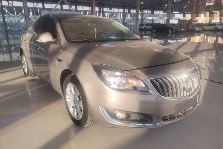 Used Buick Regal 2015 1.6T Elite Tech Model Front Right 45 Deg