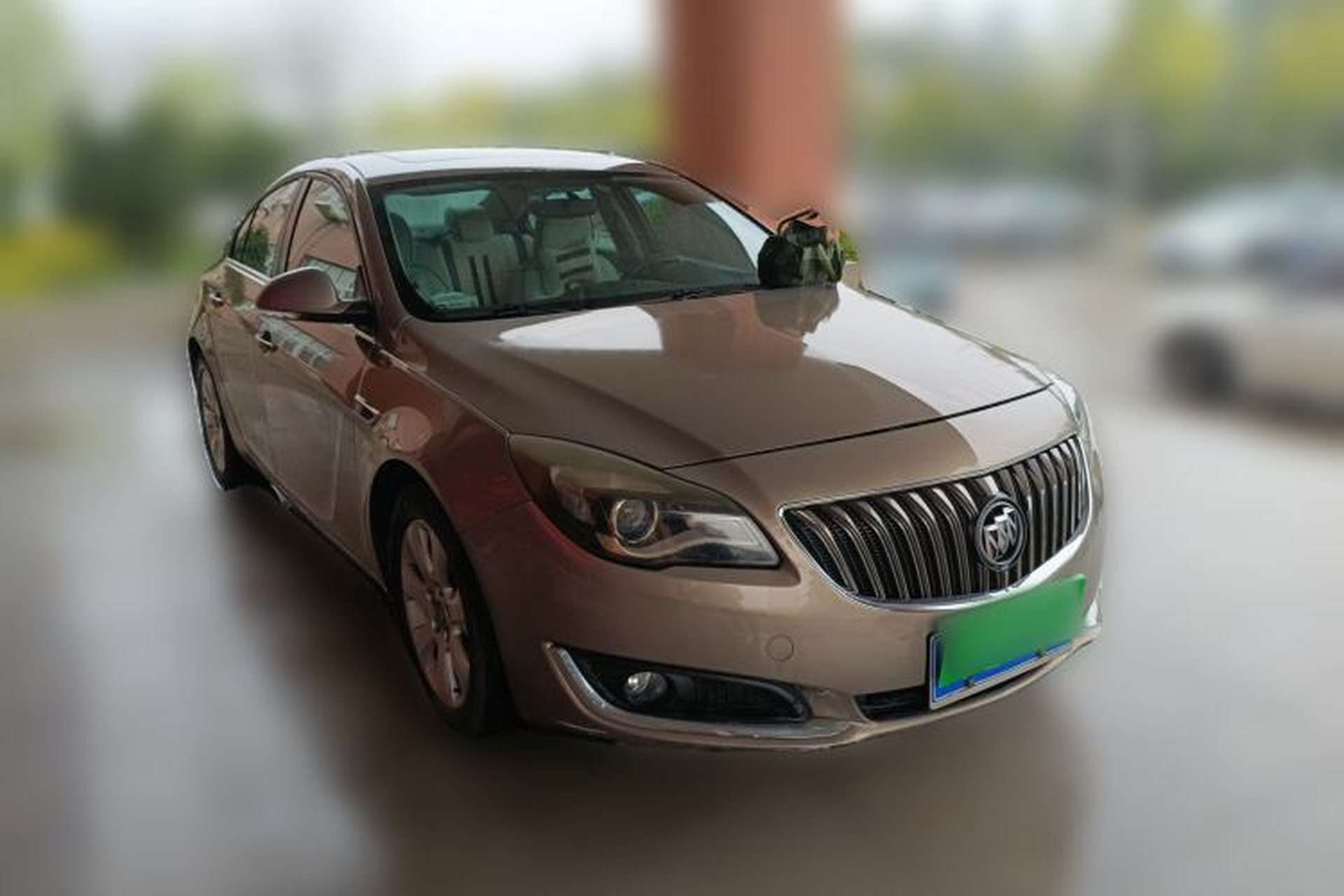 Used Buick Regal 2015 1.6T Fashion Tech Model Front Right 45 Deg