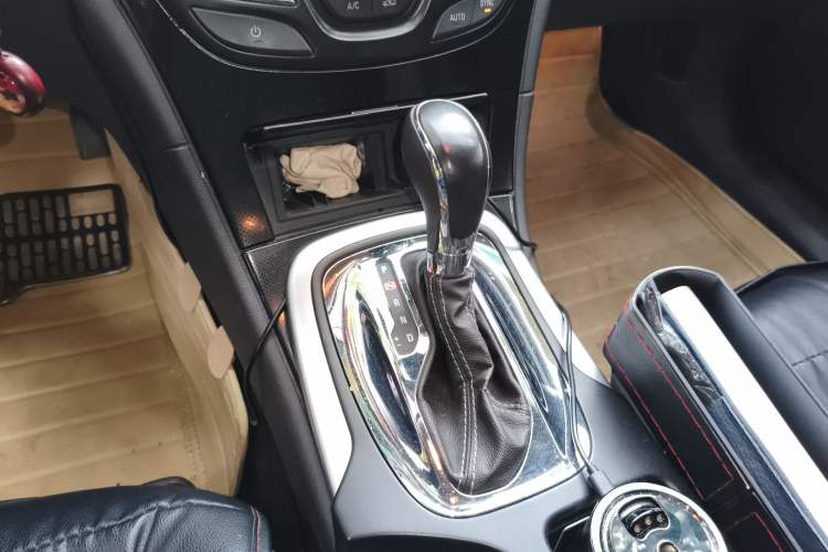 Used Buick Regal 2015 1.6T Leading Technology Model Gear Lever