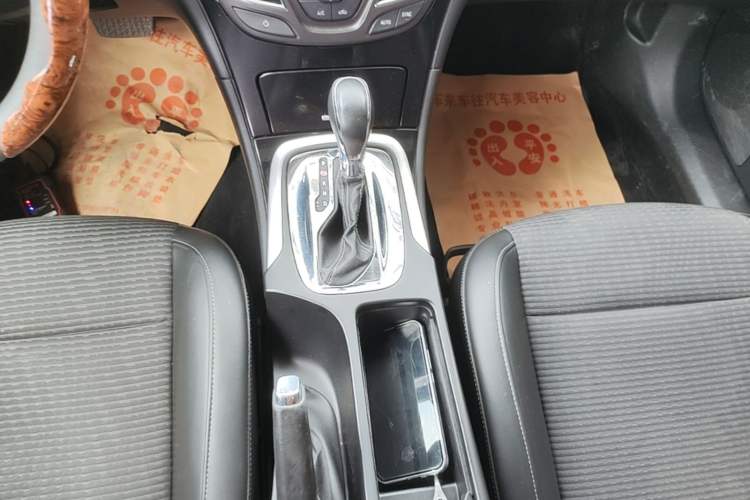 Used Buick Regal 2015 1.6T Leading Technology Model Gear Lever