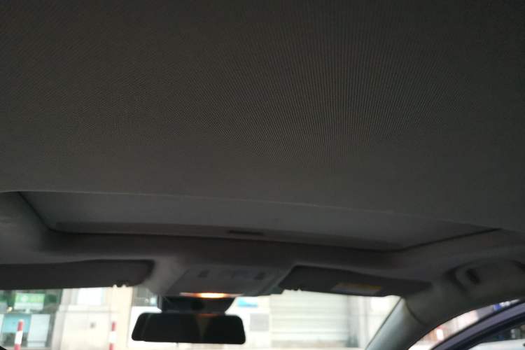 Used Buick Regal 2015 1.6T Fashion Tech Model Headliner