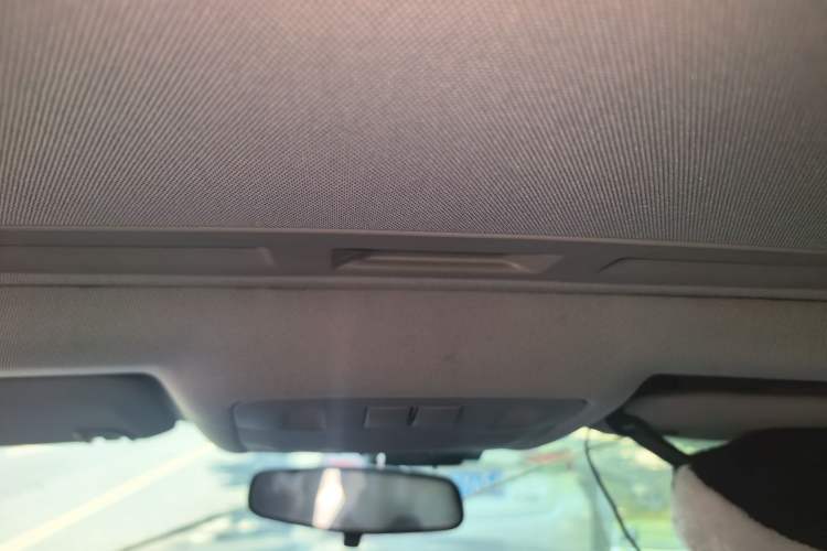 Used Buick Regal 2015 1.6T Leading Technology Model Headliner