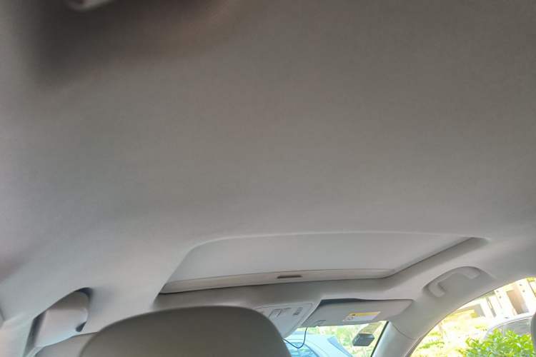 Used Buick Regal 2015 2.0L Leading Fashion Edition Headliner