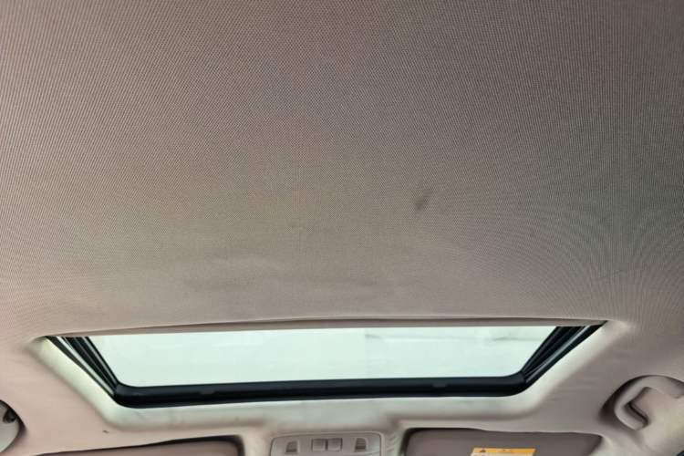 Used Buick Regal 2015 1.6T Elite Tech Model Headliner