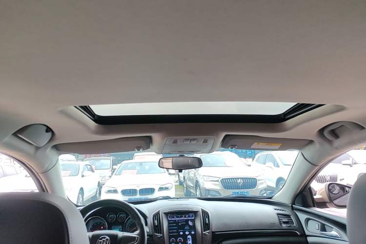 Used Buick Regal 2015 1.6T Leading Technology Model Headliner