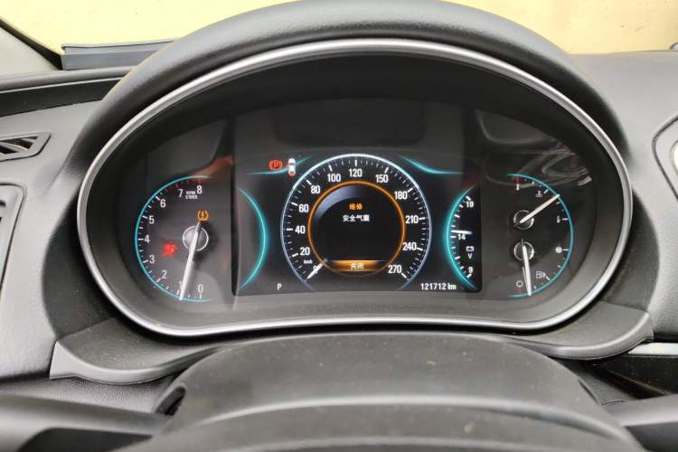 Used Buick Regal 2015 1.6T Elite Tech Model Instrument Cluster