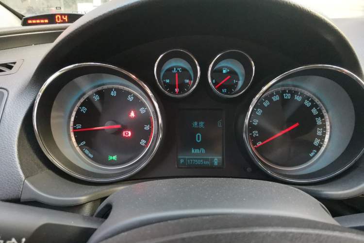 Used Buick Regal 2015 1.6T Fashion Tech Model Instrument Cluster