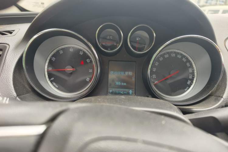 Used Buick Regal 2015 1.6T Leading Technology Model Instrument Cluster