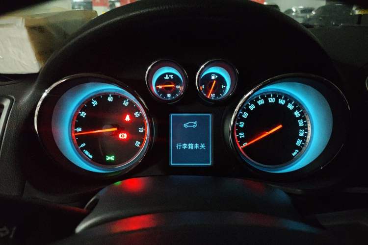Used Buick Regal 2015 1.6T Leading Technology Model Instrument Cluster