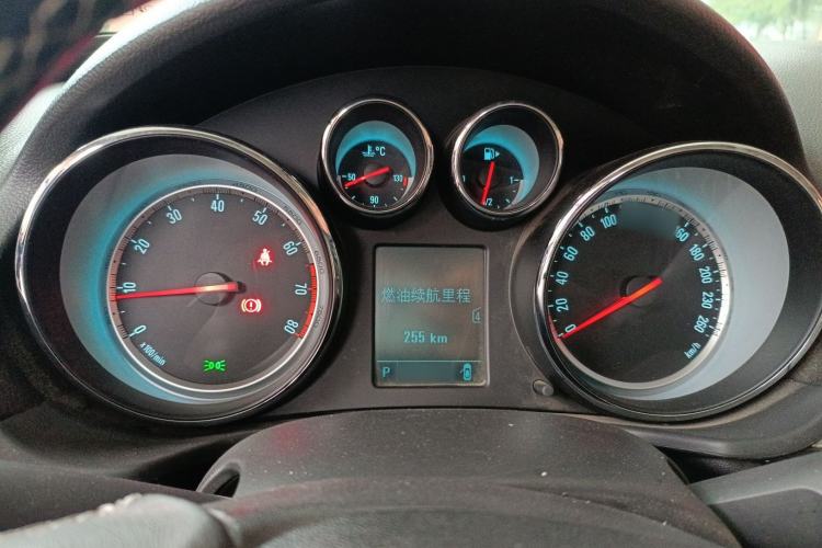 Used Buick Regal 2015 1.6T Fashion Tech Model Instrument Cluster