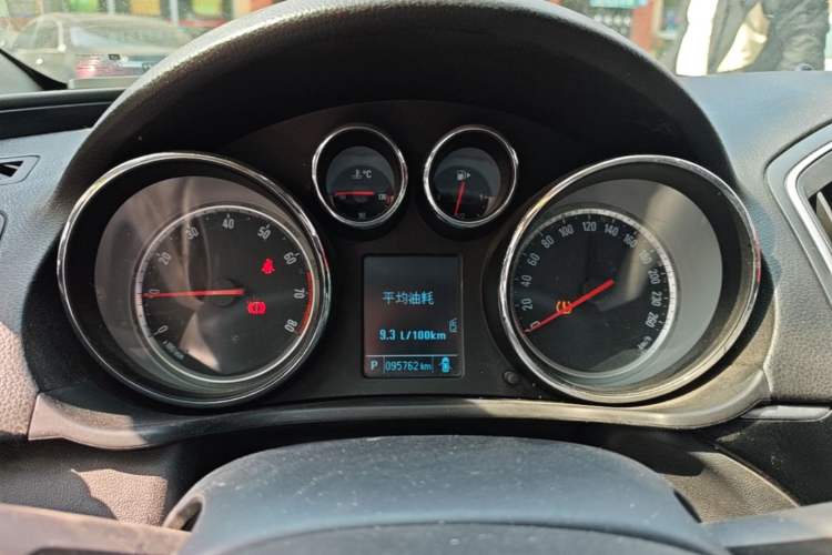 Used Buick Regal 2015 1.6T Leading Technology Model Instrument Cluster
