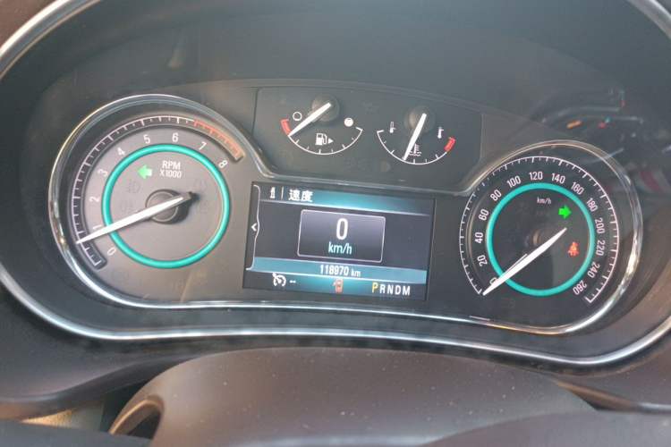 Used Buick Regal 2015 2.0L Elite Fashion Edition Instrument Cluster