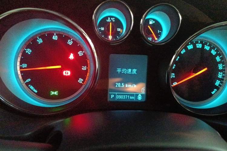 Used Buick Regal 2015 1.6T Leading Technology Model Instrument Cluster